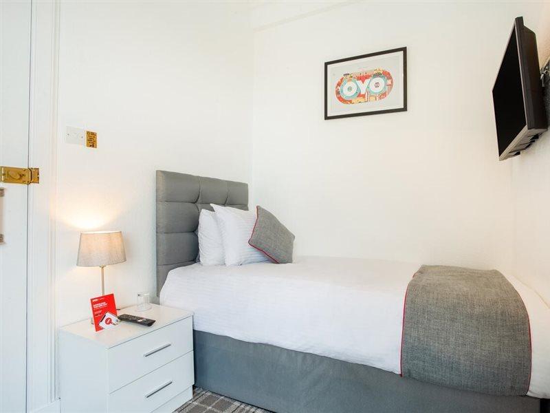 Corner Hotel Carnoustie Exteriör bild