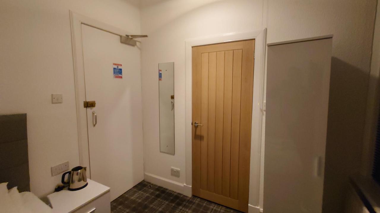 Corner Hotel Carnoustie Exteriör bild