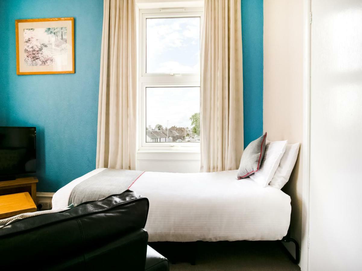 Corner Hotel Carnoustie Exteriör bild