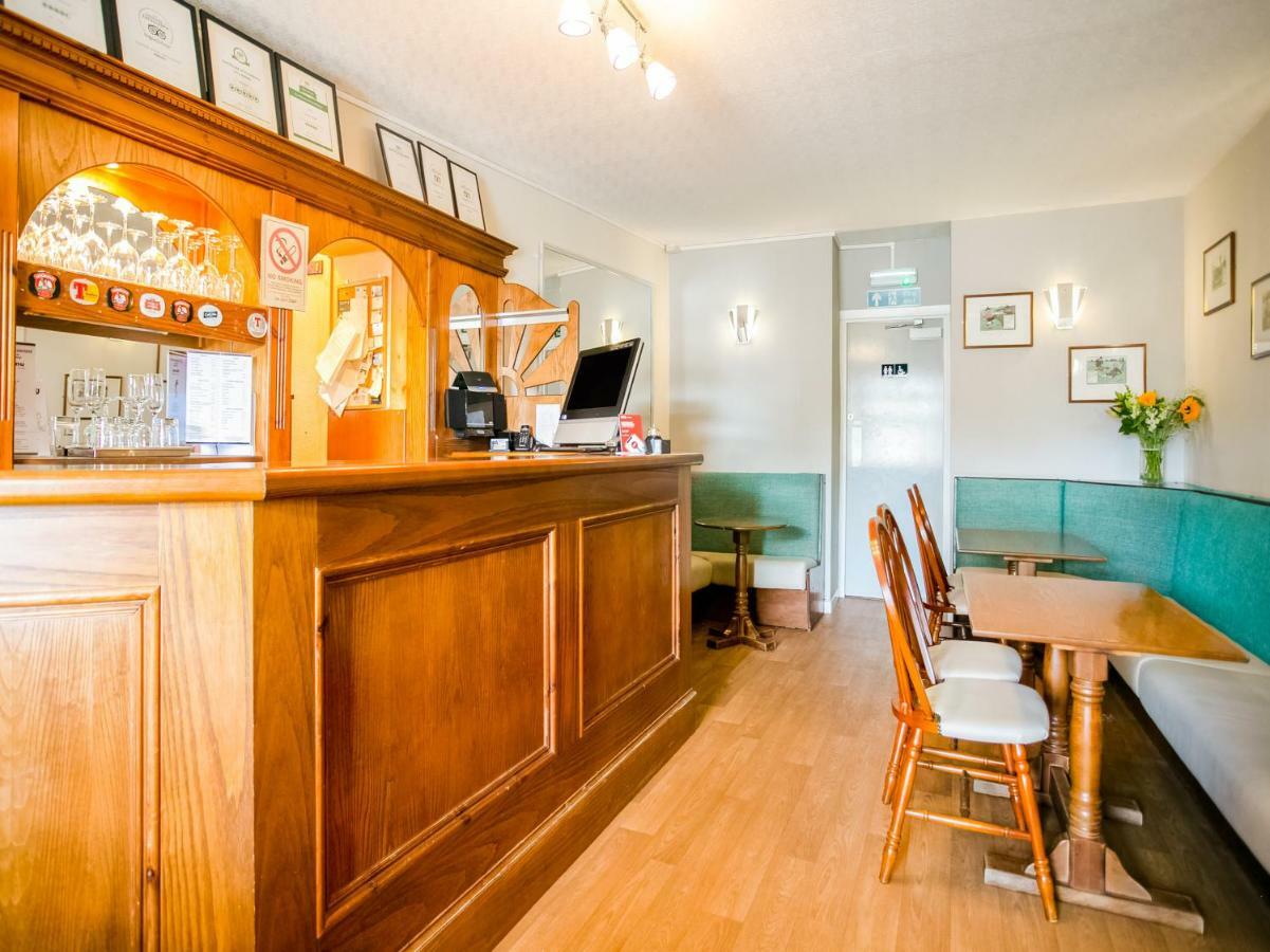 Corner Hotel Carnoustie Exteriör bild